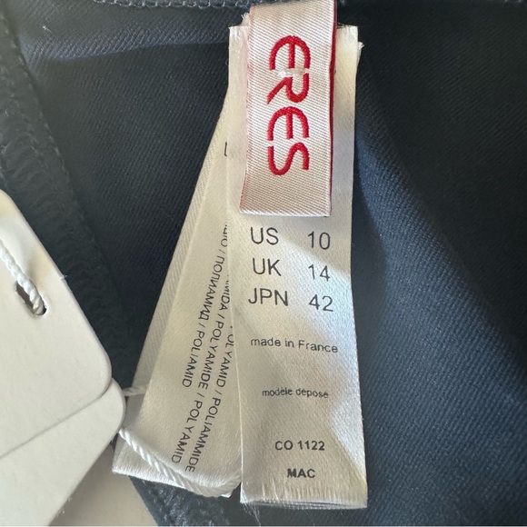 NWT ERES “Edge Cut” Triangle Bikini Top With Buckle Detail in Navy - Picture 4 of 16